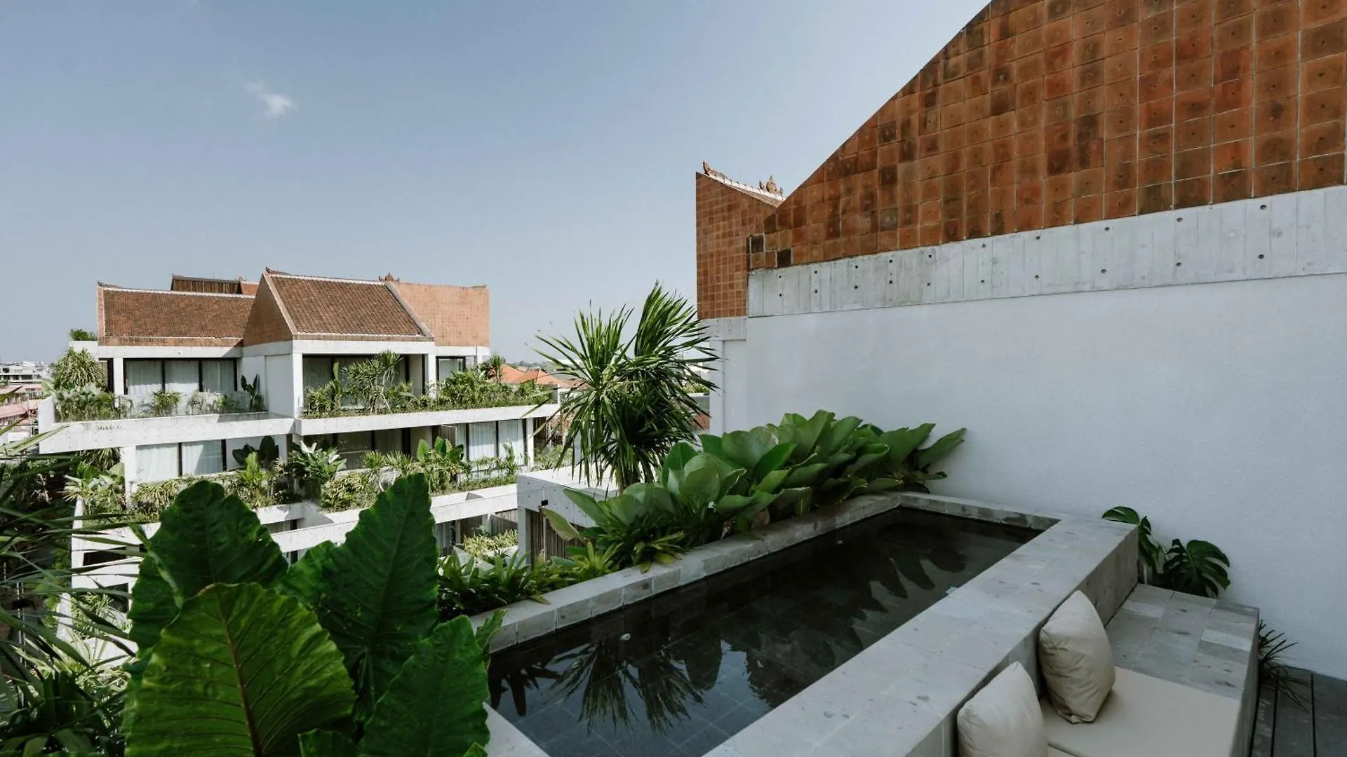 The Komu Canggu  Hotel