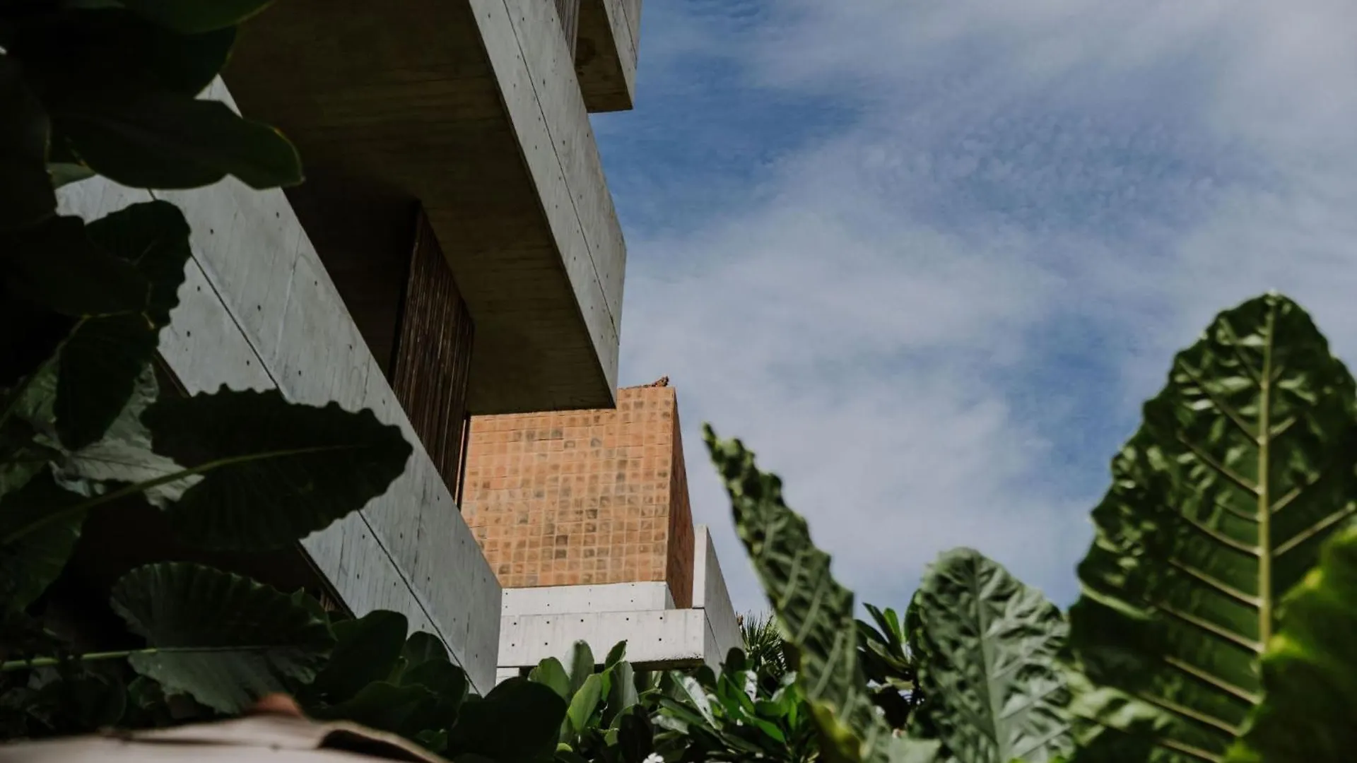 The Komu Canggu  Hotel